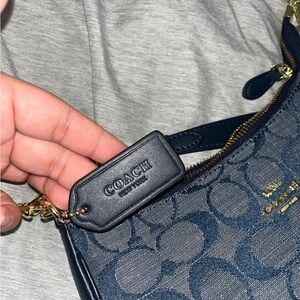 Coach shoulder bag